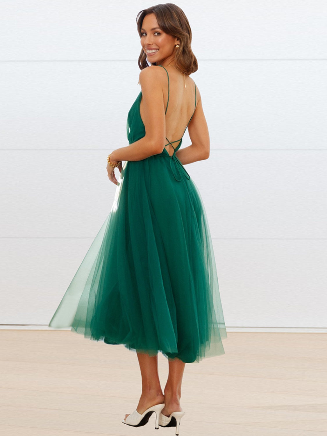 Backless Crisscross Sleeveless Midi Dress – Elegant & Effortless