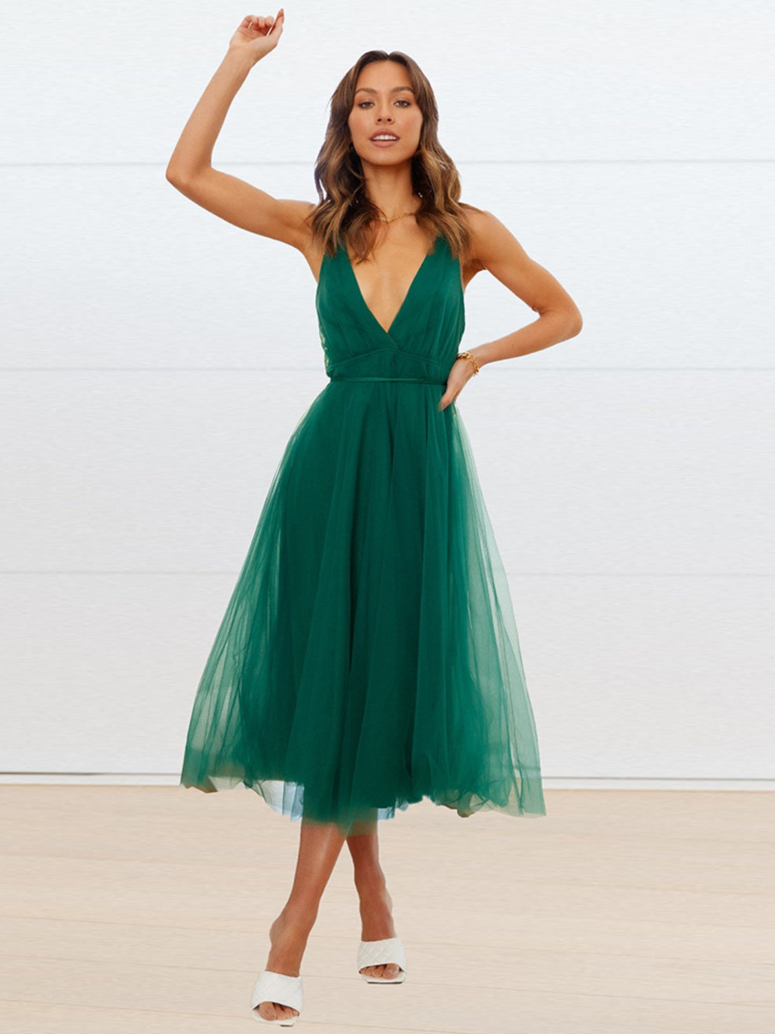 Backless Crisscross Sleeveless Midi Dress – Elegant & Effortless